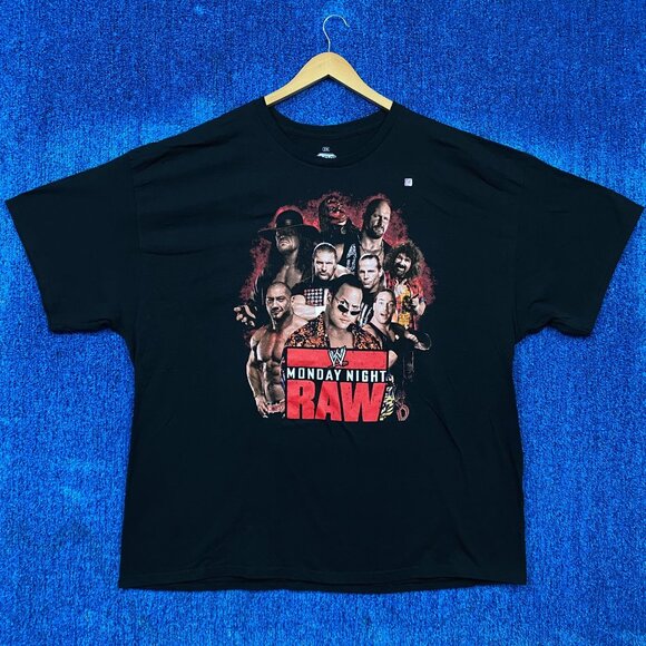 WWE Monday Night Raw Legends Retro T-Shirt Size 3XL - Picture 1 of 4